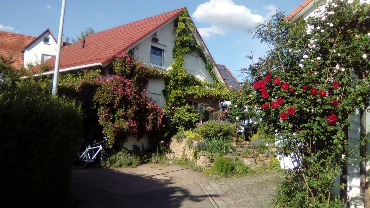 Moebliertes Zimmer, Pluederhausen Pluderhausen Luaran gambar